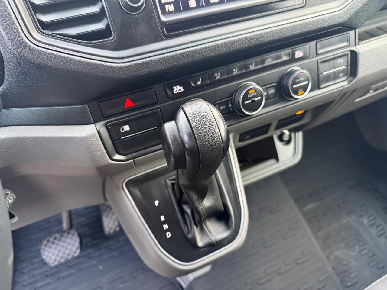 Volkswagen Crafter e-Crafter 35 136 CV PM-TA Furgone ok neopatentati 11000 PIU IVA