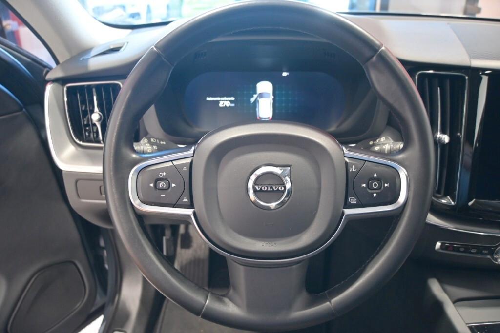 VOLVO XC40 D3 AWD BUSINESS