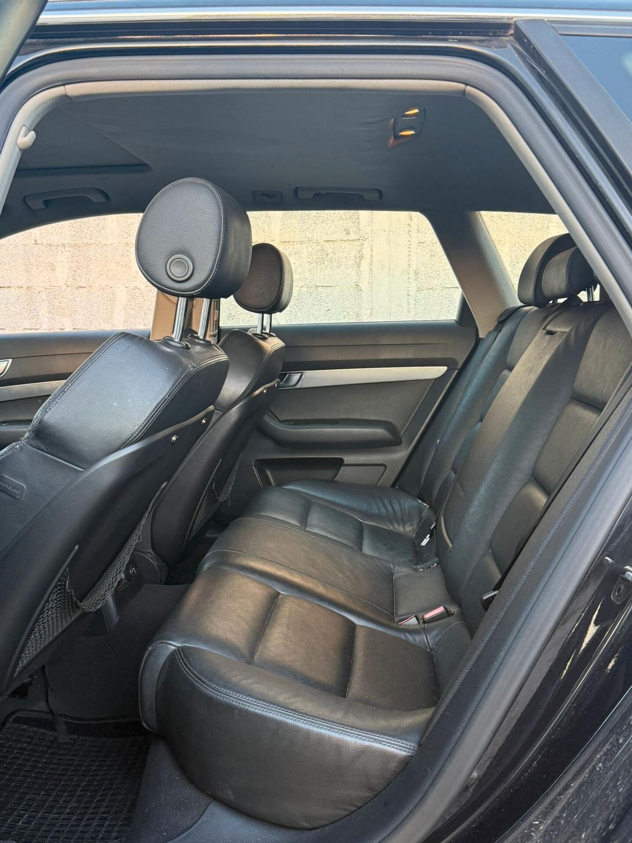 Audi A6 3.0 V6 Quattro