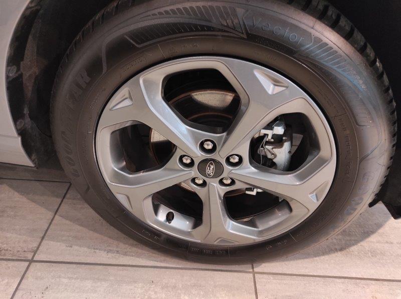 FORD Kuga 3ª serie - Kuga 2.5 Full Hybrid 180 CV CVT 2WD ST-Line