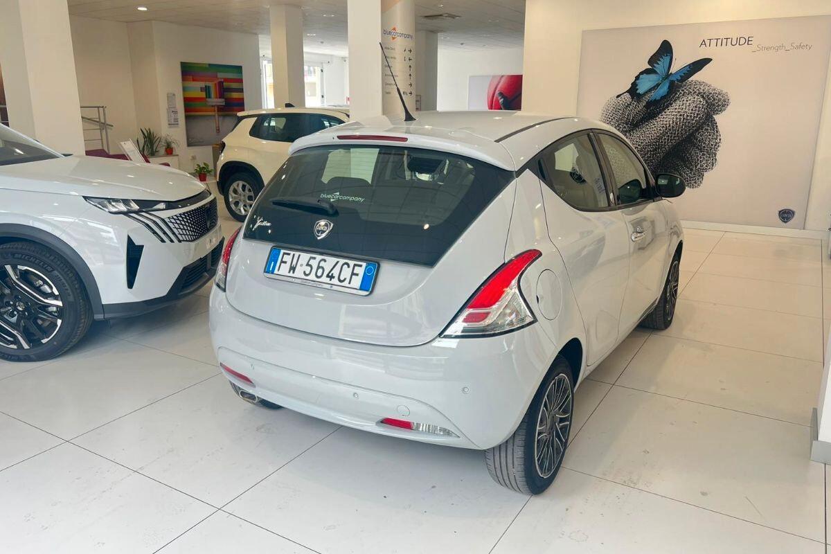 Lancia Ypsilon 1.2 69 CV 5 porte GPL Ecochic Gold