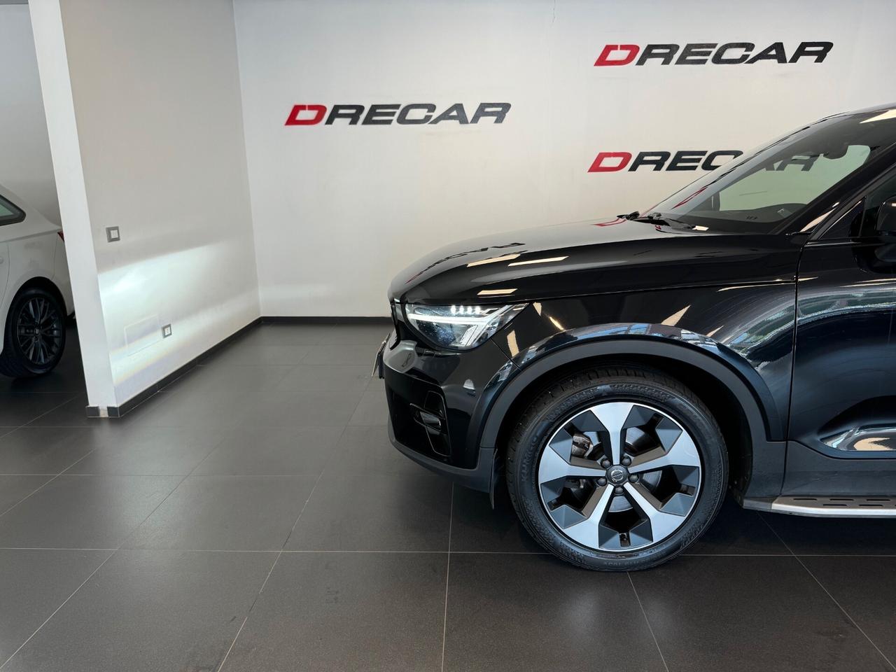 Volvo XC40 B3 automatico Plus Dark BLACK PACK UNIPROP. PEDANE