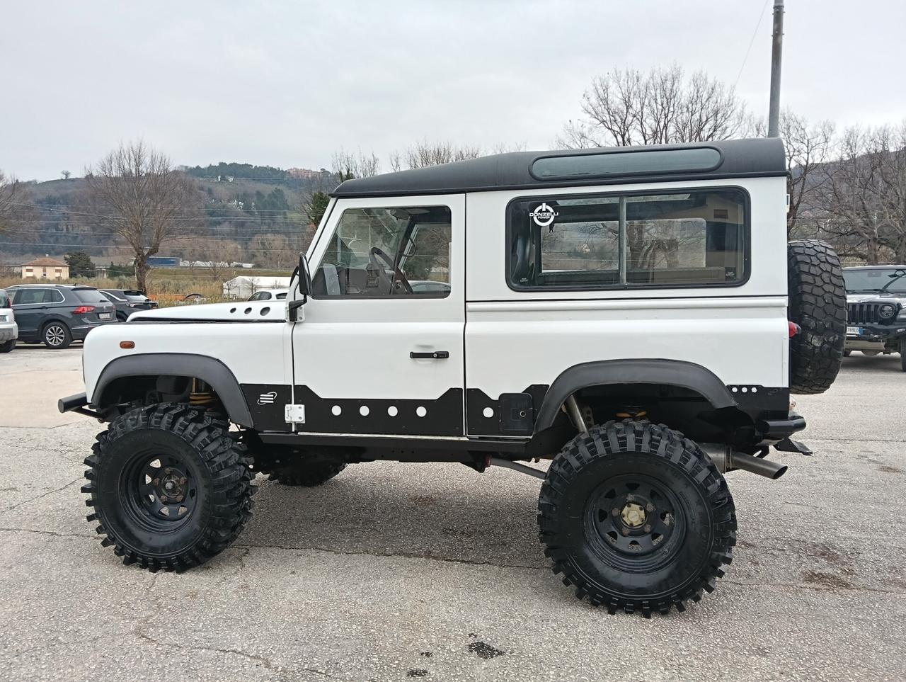 Land Rover Defender 90 2.5 Td5 Station Wagon County