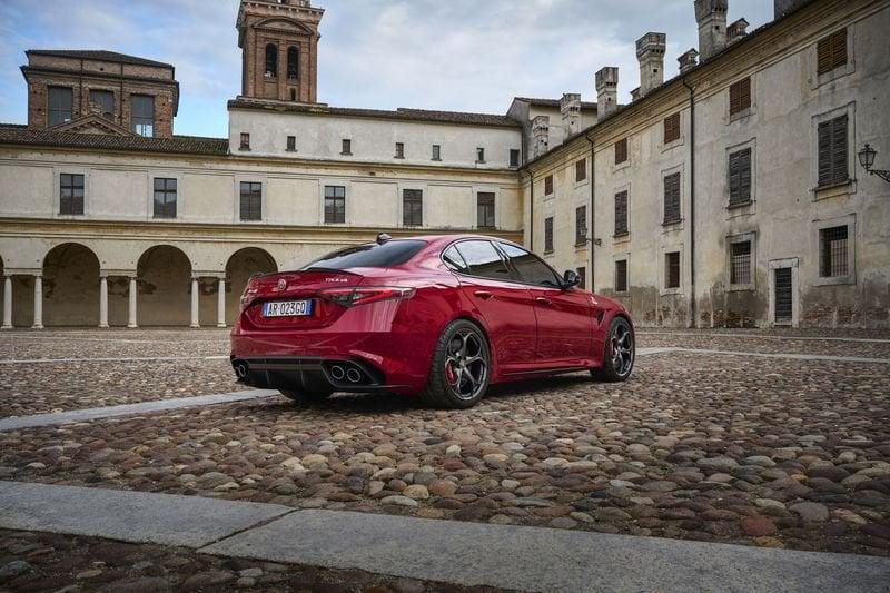 Alfa Romeo Giulia 2.9 T V6 AT8 Quadrifoglio MY24 fino al 31.03.25 \ Ultima chiamata \ Rif. Lorenzo