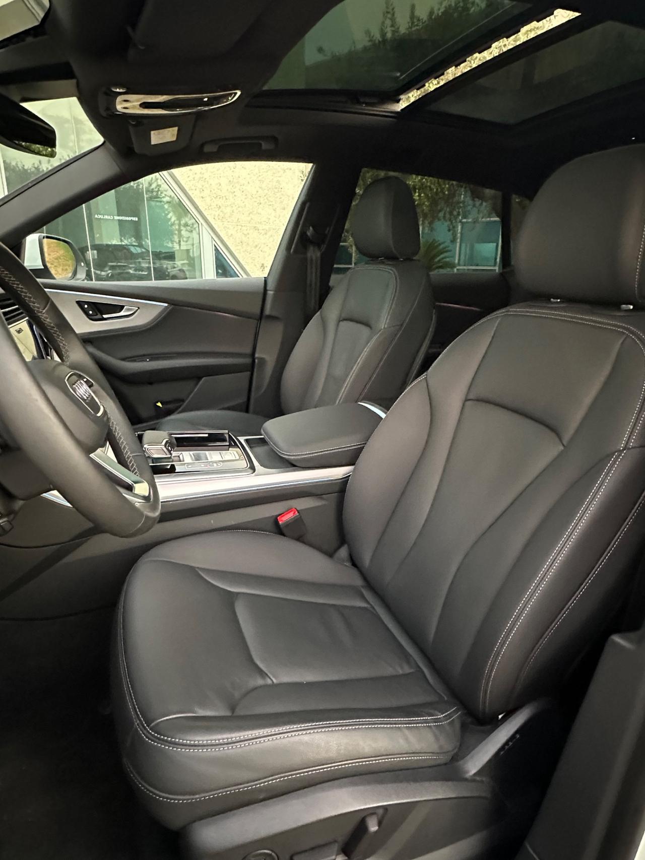 Audi Q8 tdi Sline 231cv possibilità noleggio no scoring