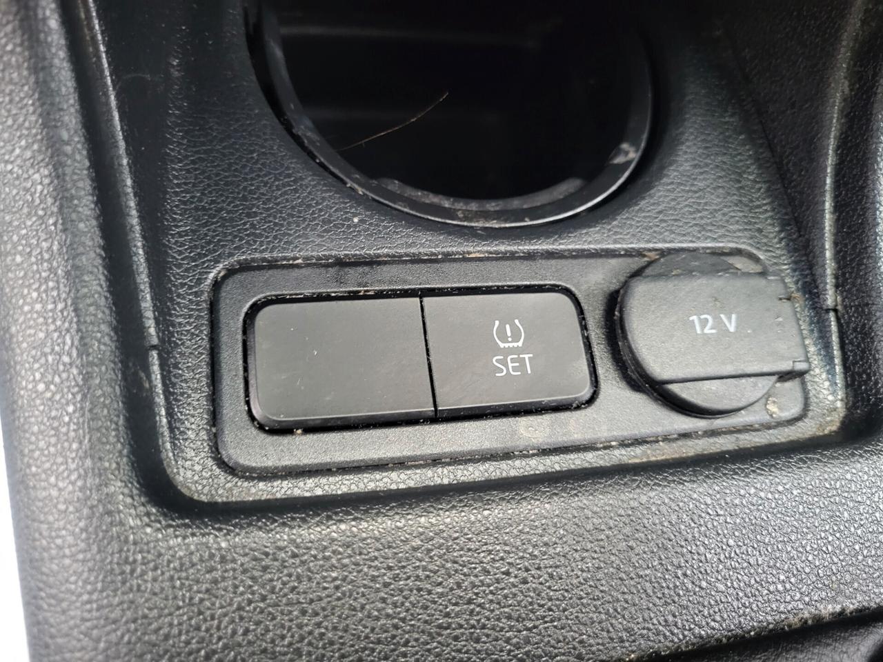 Volkswagen up! 1,0-UNICA PROPR-EURO 6-3 REVISIONI