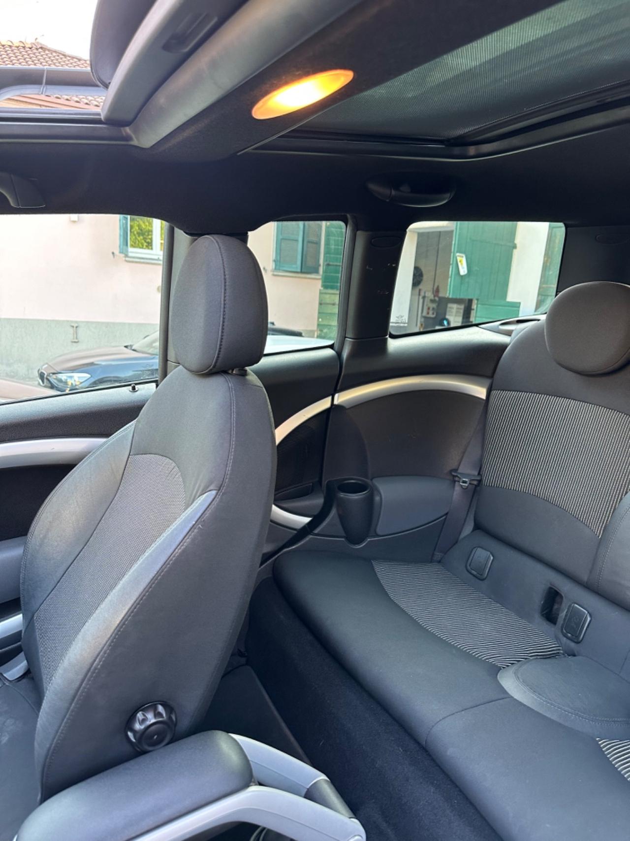 Mini CLUBMAN COOPER D KMCERT UNICOPR TETTO