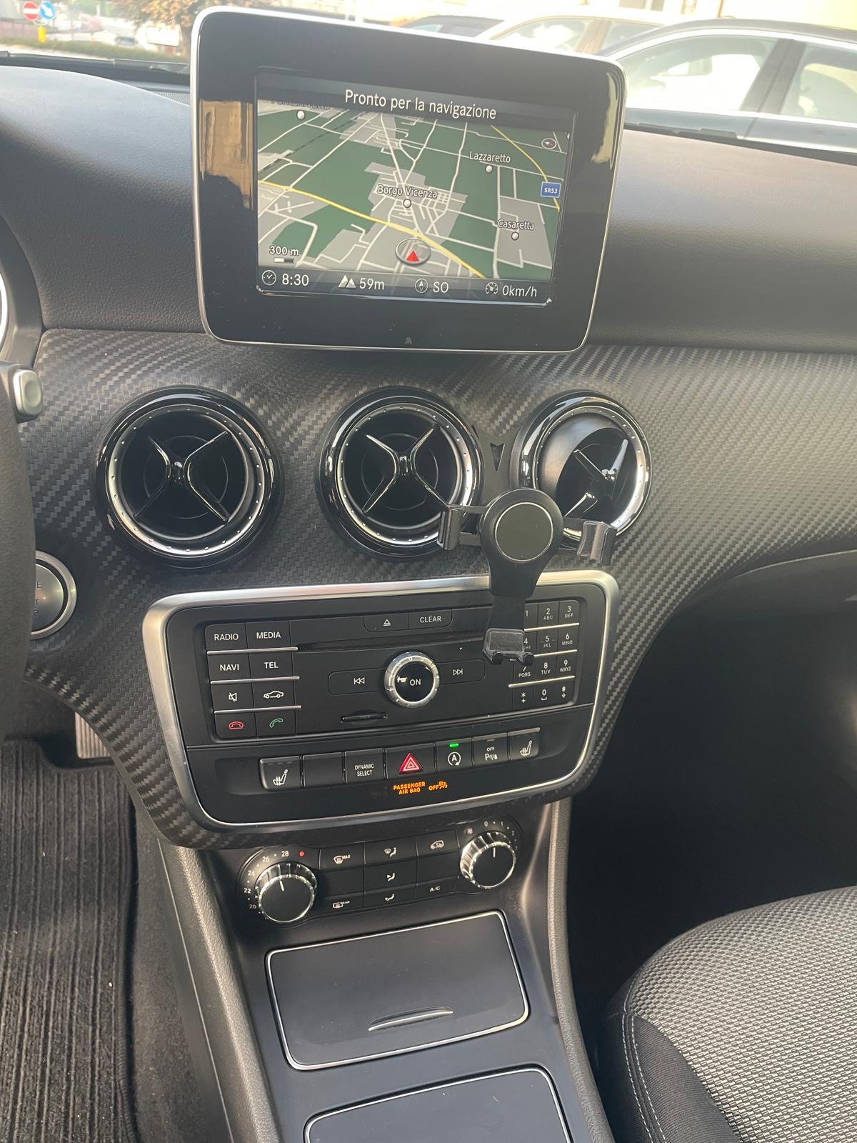 MERCEDES GLA 200 D AUTOMATIC EXECUTIVE