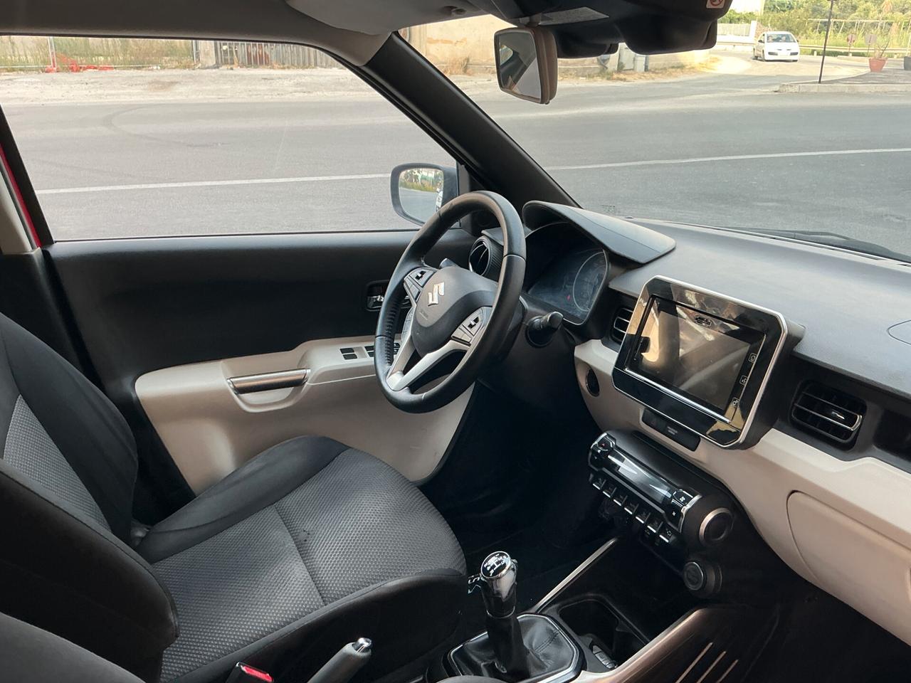 Suzuki Ignis 1.2 Dualjet Top