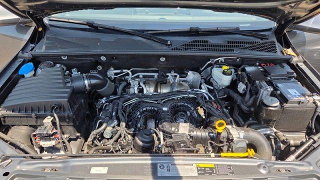 VOLKSWAGEN Amarok 3.0 V6 TDI 4MOTION BMT permanente aut. DC Comfortl