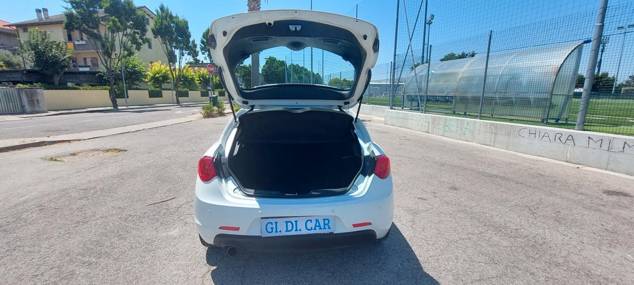 GIULIETTA 1,6 DIESEL SUPER JTD-M 105 CV X NEOPATENTATI LEGA TELEFONO STRAFULL IMPECCABILE