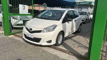 Toyota Yaris 1.0 3 porte Active