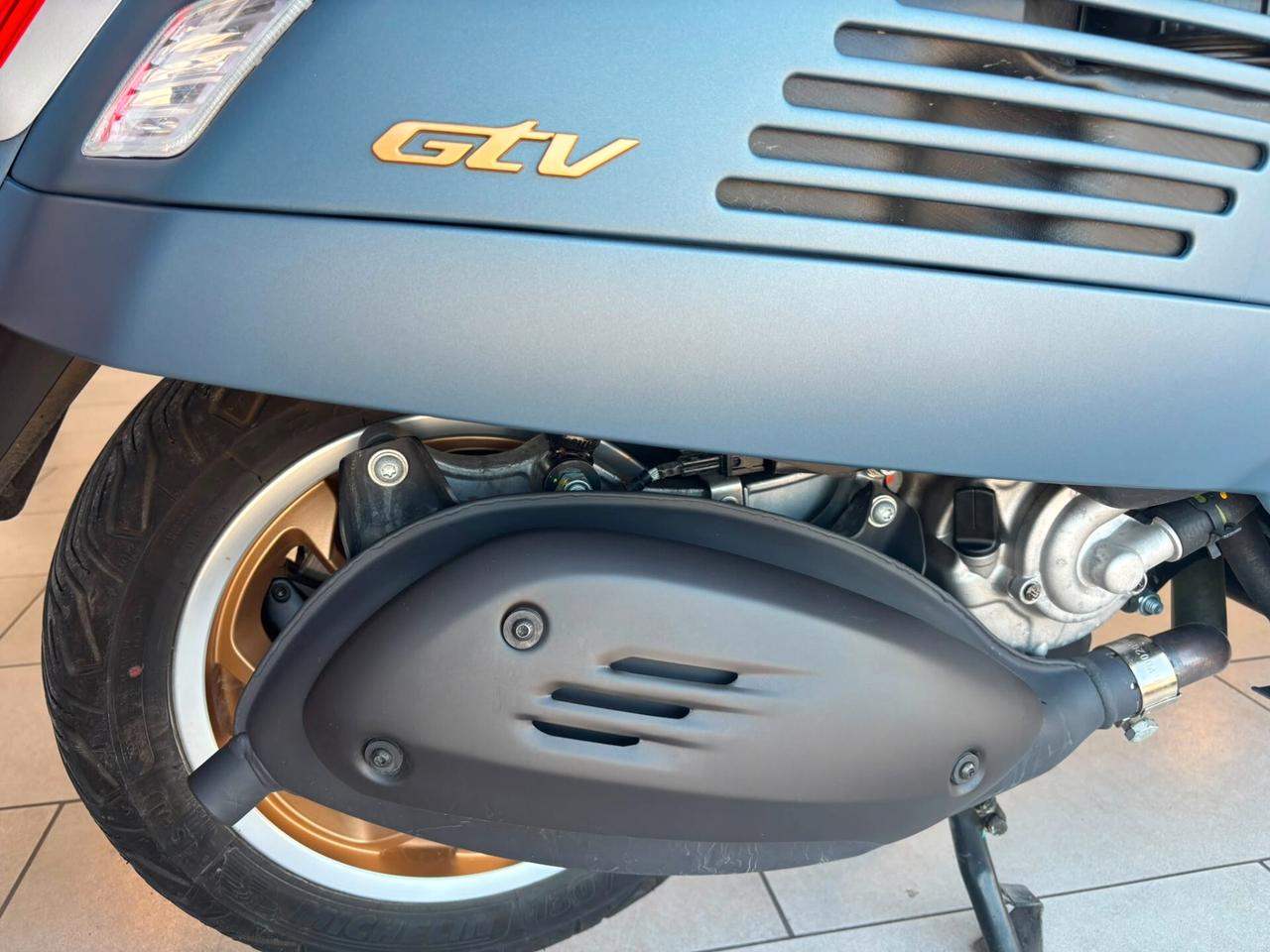 Vespa GTV 300 310 OFFICINA 8