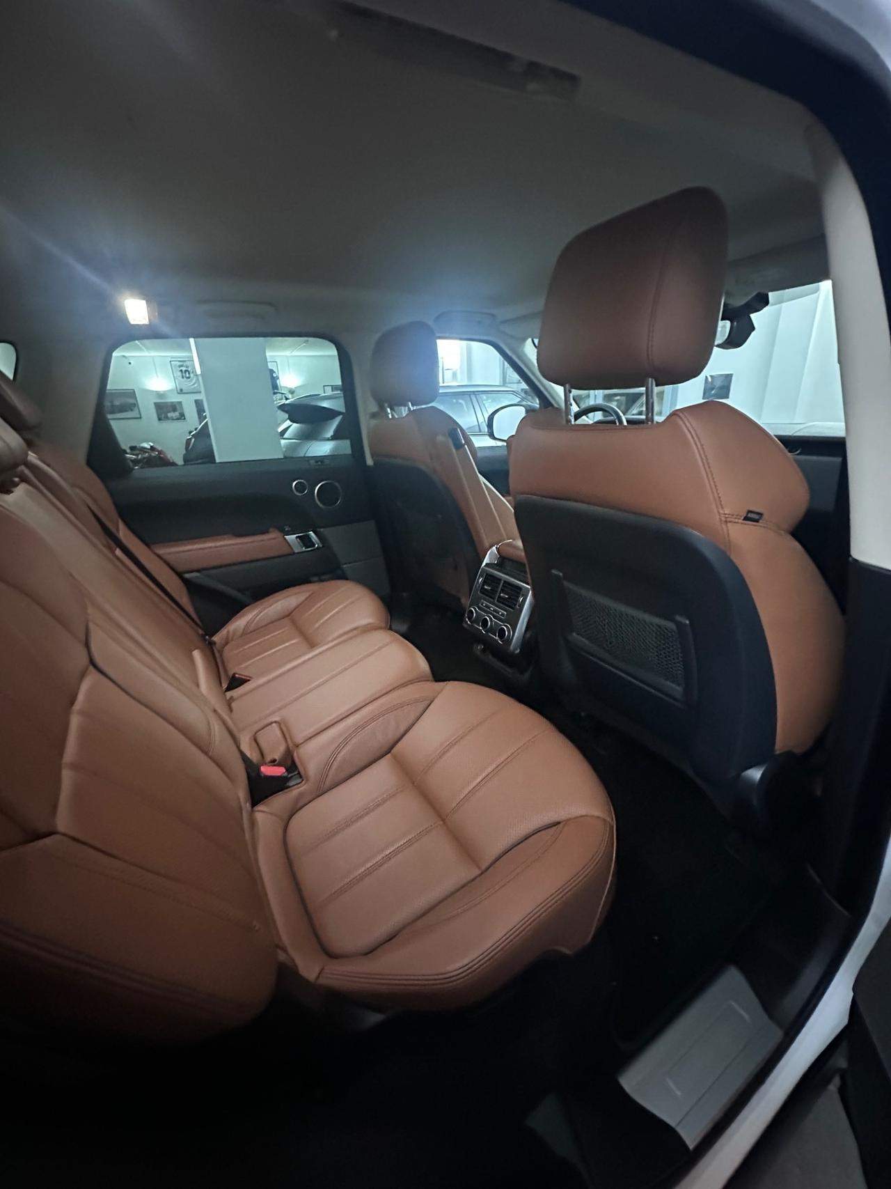 Land Rover Range Sport 3.0 TDV6 HSE Dynamic