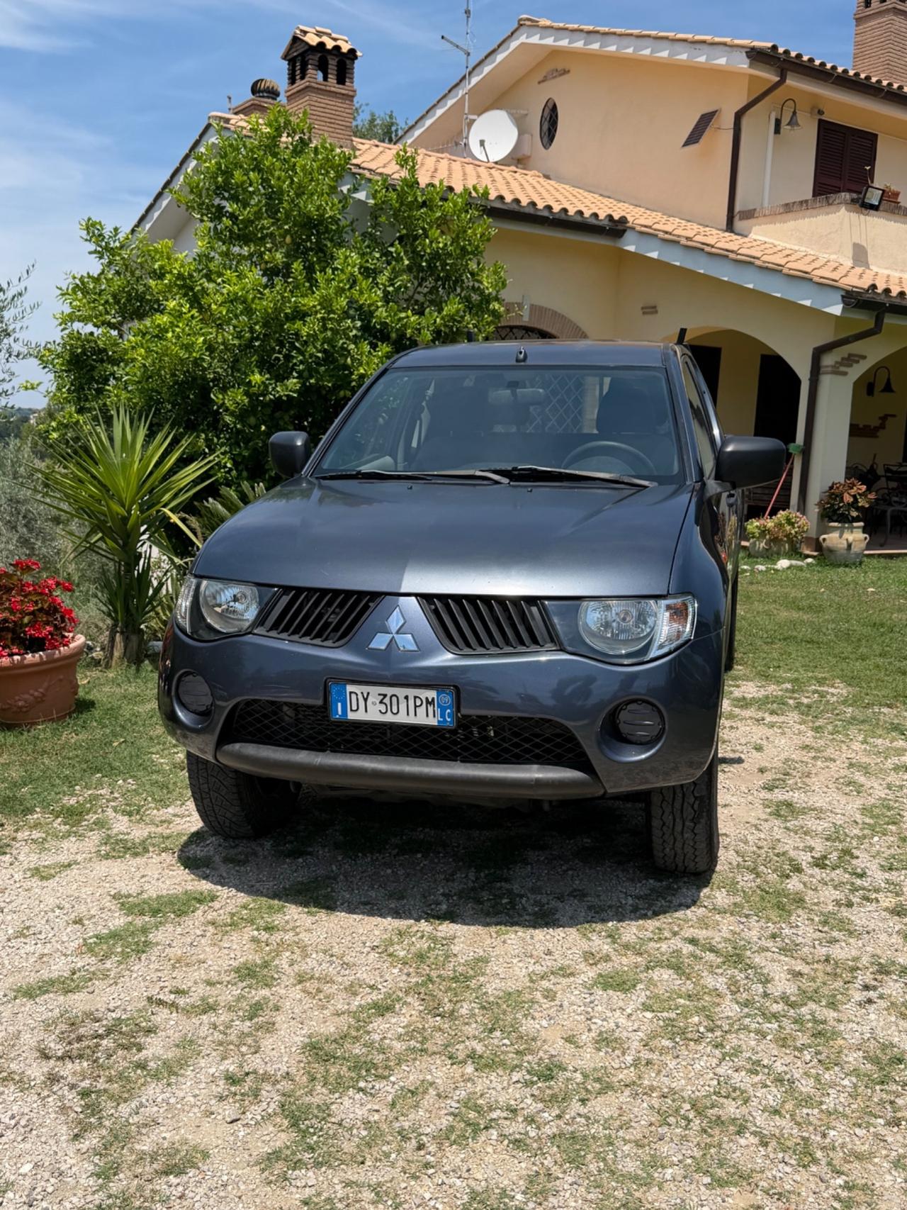 Mitsubishi L200 2.5 DI-D/136CV Single Cab Inform