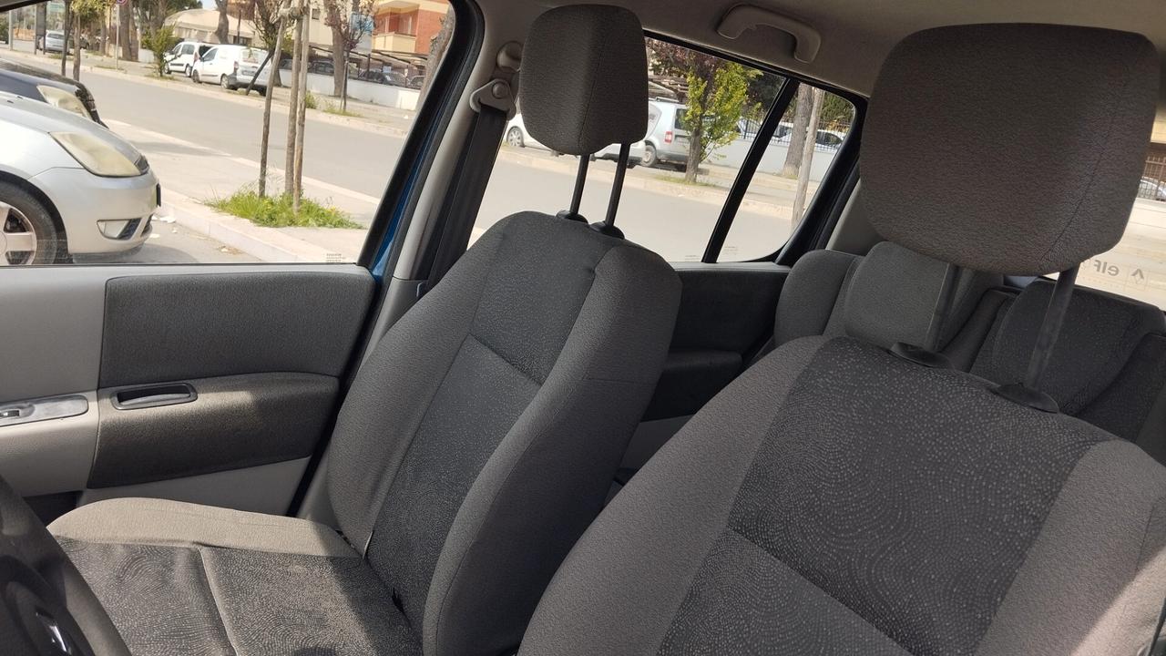 RENAULT MODUS 1.1 BENZ-2005