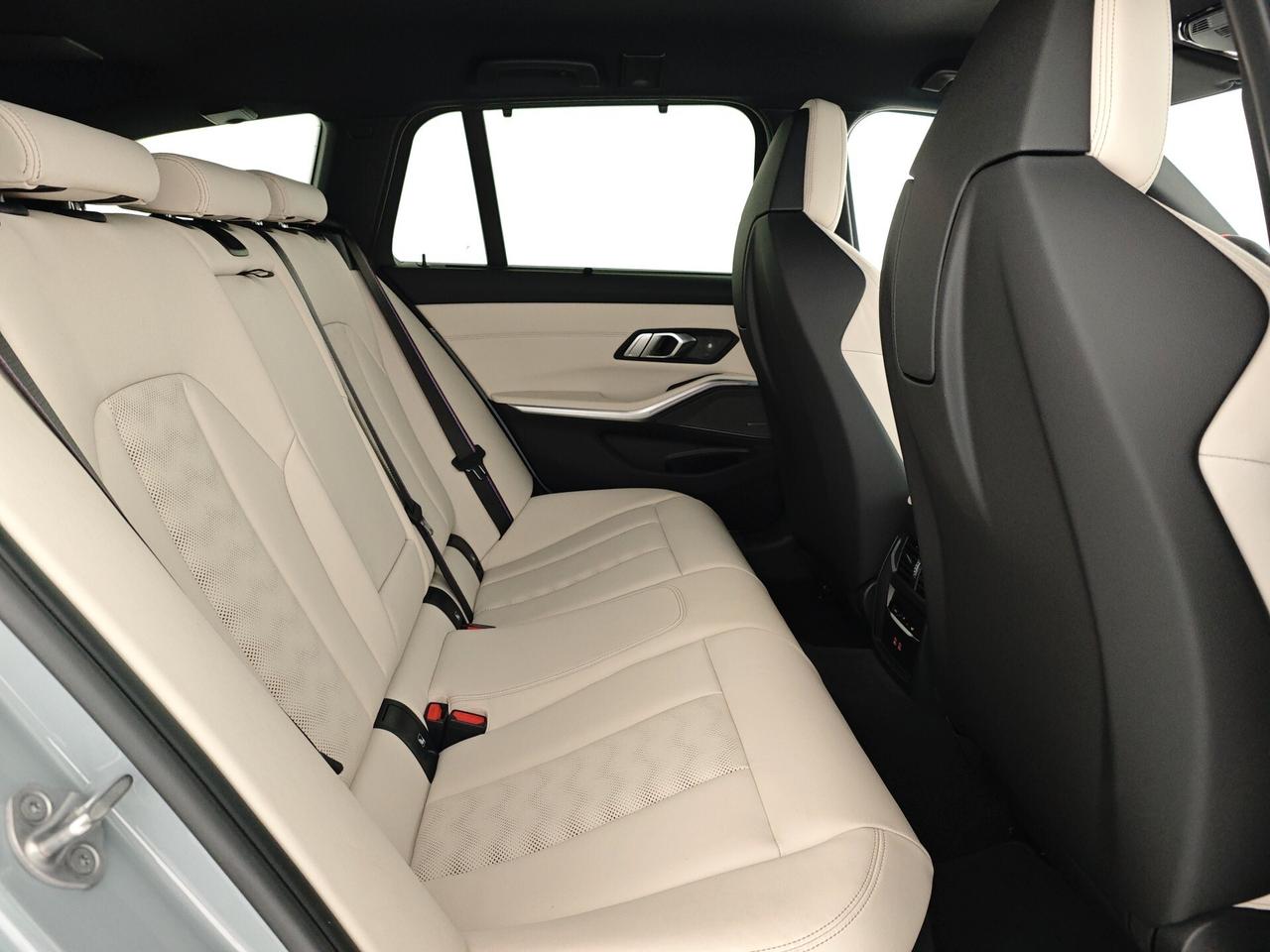 Bmw M3 - Touring M xDrive Competition