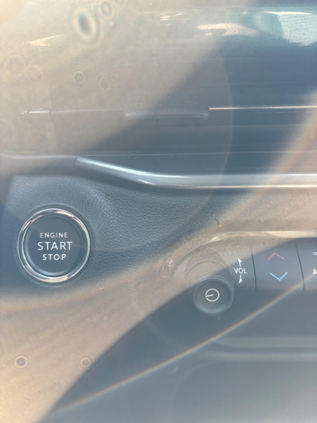 Fiat 600 Hybrid 100 automatica 5 anni di garanzia casa madre