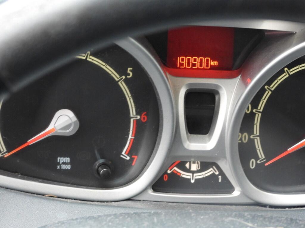 Ford Fiesta 5 Porte 1.2 Titanium