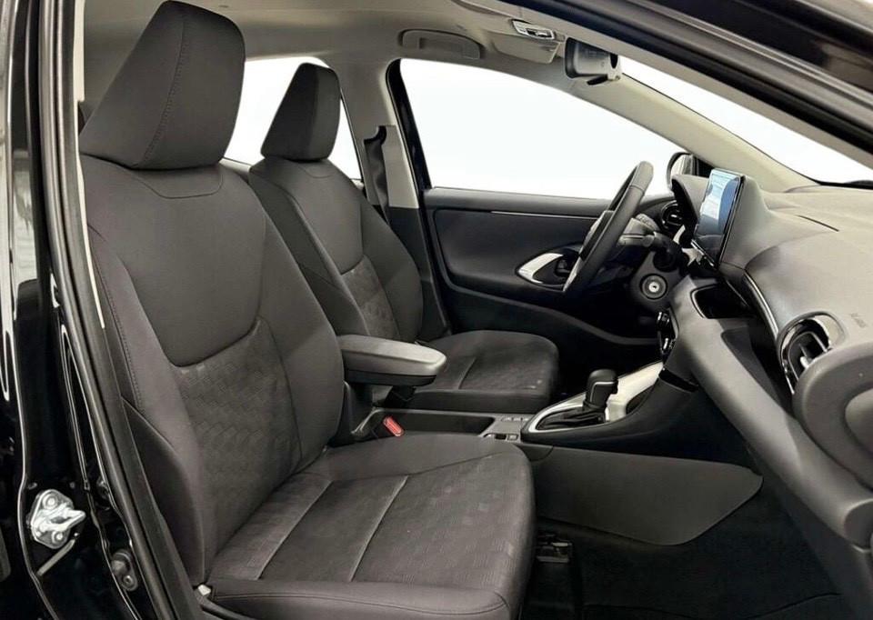 Toyota Yaris 1.5 Hybrid 5 porte Active KM 0 VARI ALLESTIMENTI KM 0