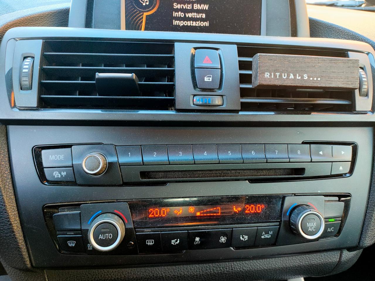 Bmw 116d 5p. Efficient Dynamics Urban