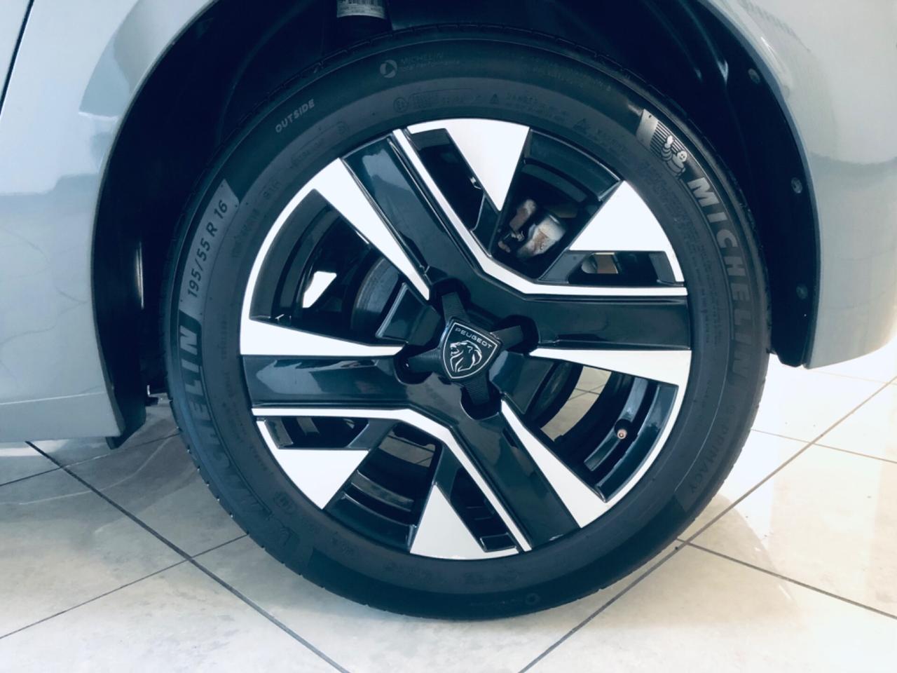 Peugeot 208 PureTech 100 Stop&Start 5 porte Allure