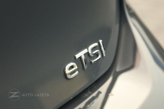 VOLKSWAGEN Golf 1.0 eTSI EVO DSG Life