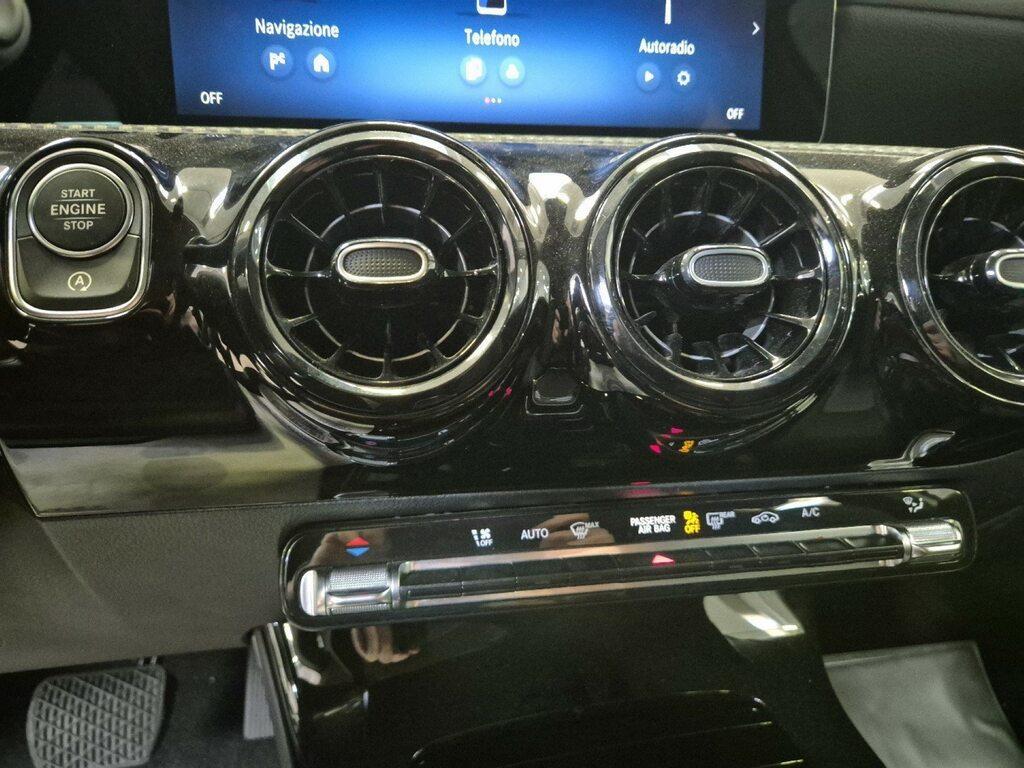 Mercedes Classe A 180 180 D Advanced 8G-DCT