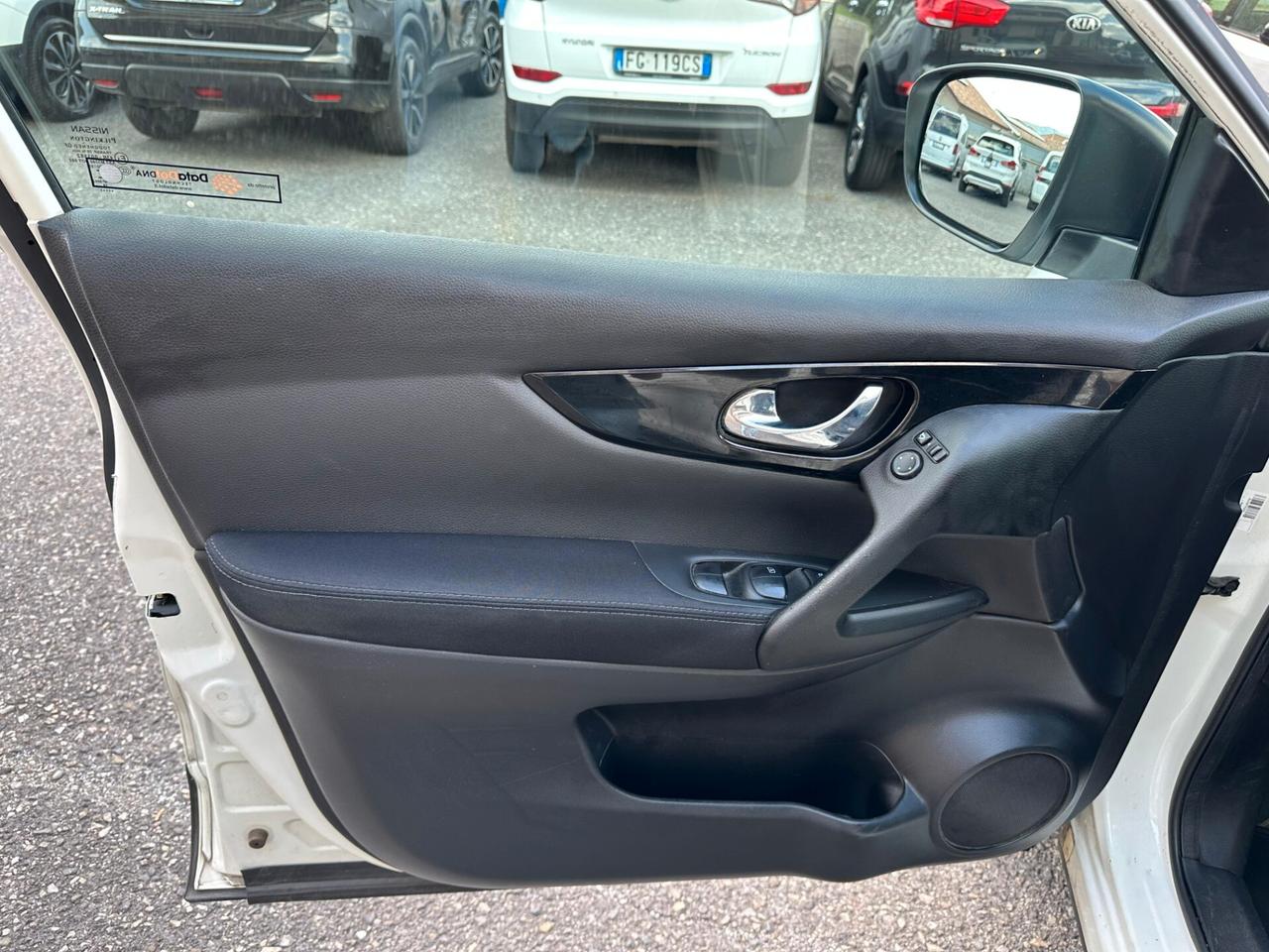 Nissan Qashqai 1.5 dCi 360