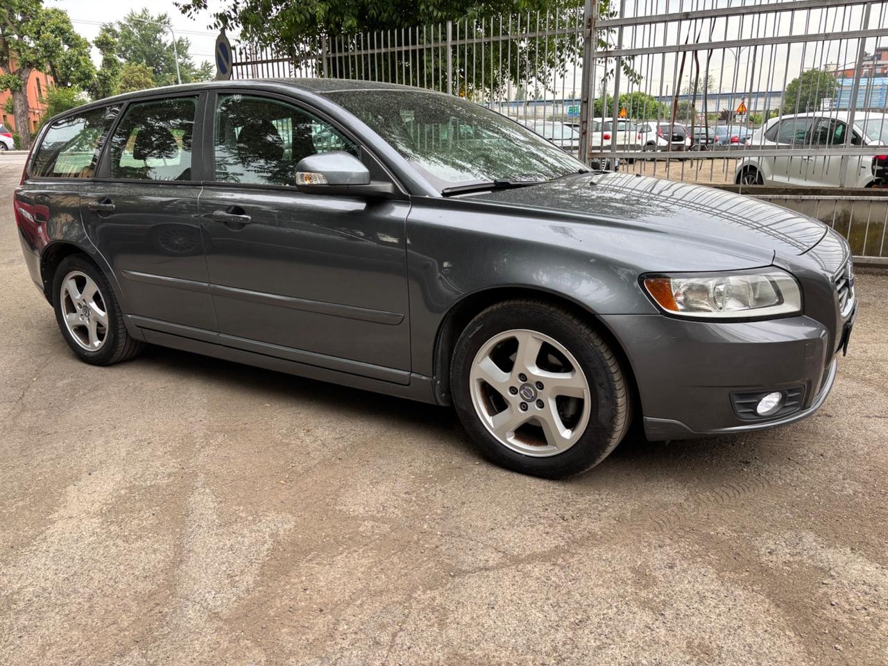 Volvo V50 D4 Momentum