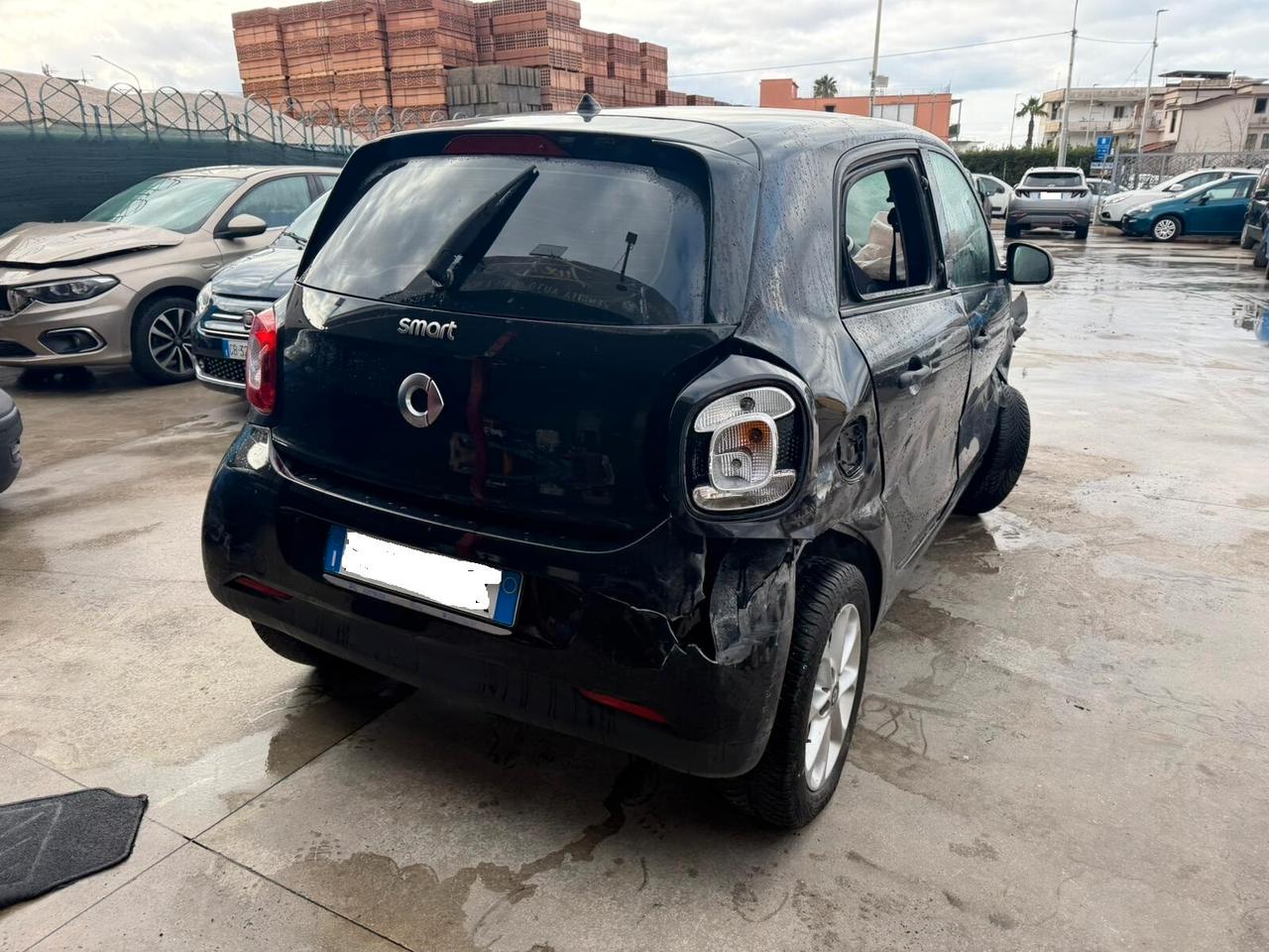 Smart ForFour 70 1.0 sinistrato - 2019