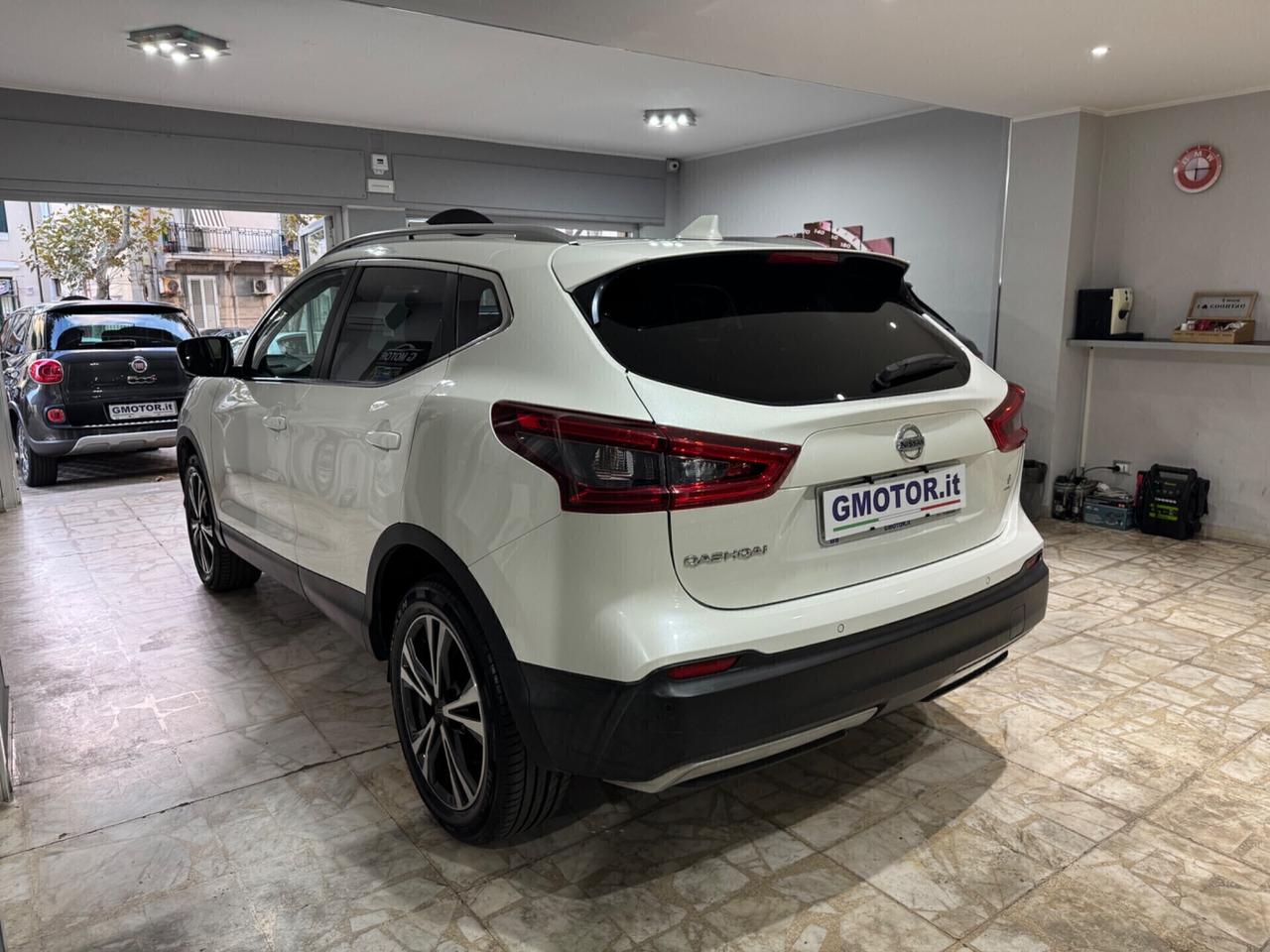 Nissan Qashqai 1.5 dCi N-Connecta Aziendale