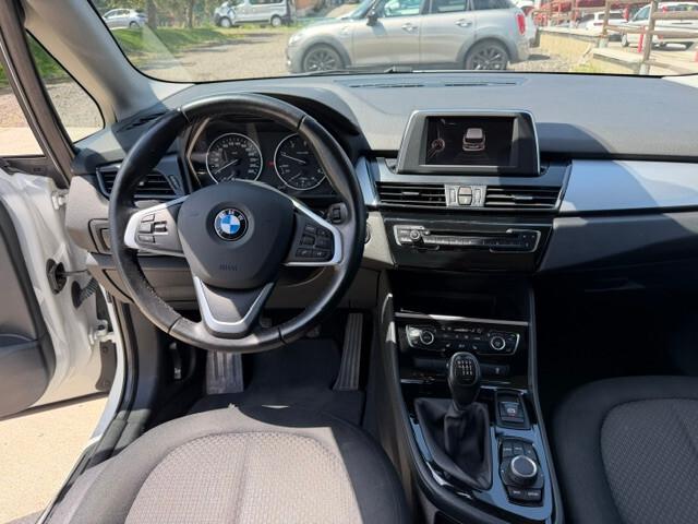 Bmw 2er Active Tourer 218d Advantage