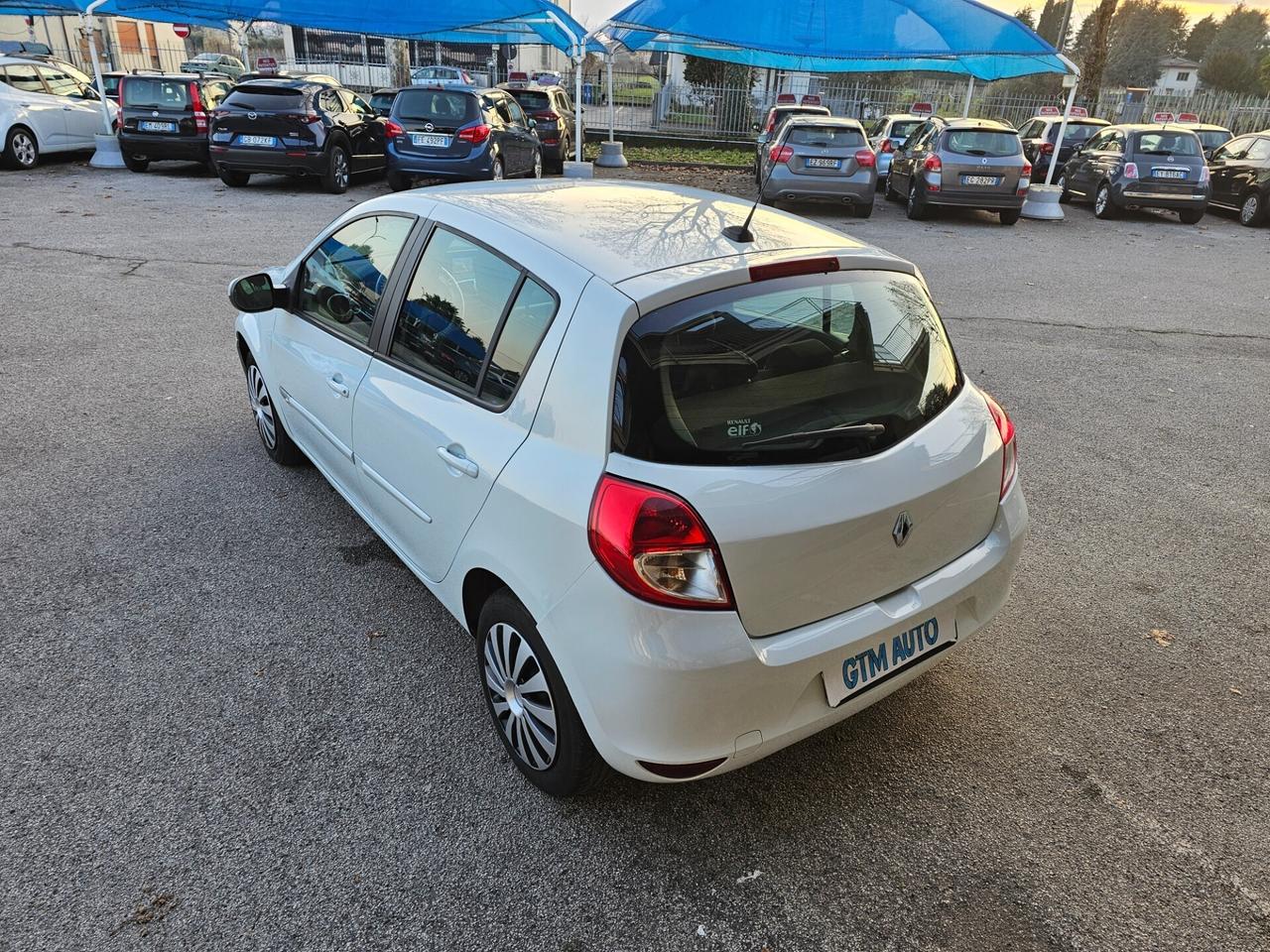 Renault Clio 1.2 16V 5 porte GPL - Neopatentati