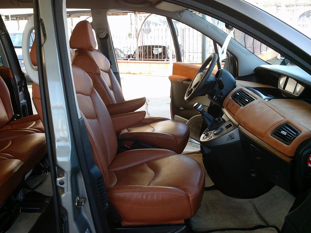 Lancia Phedra 2.2 JTD Emblema Plus 06