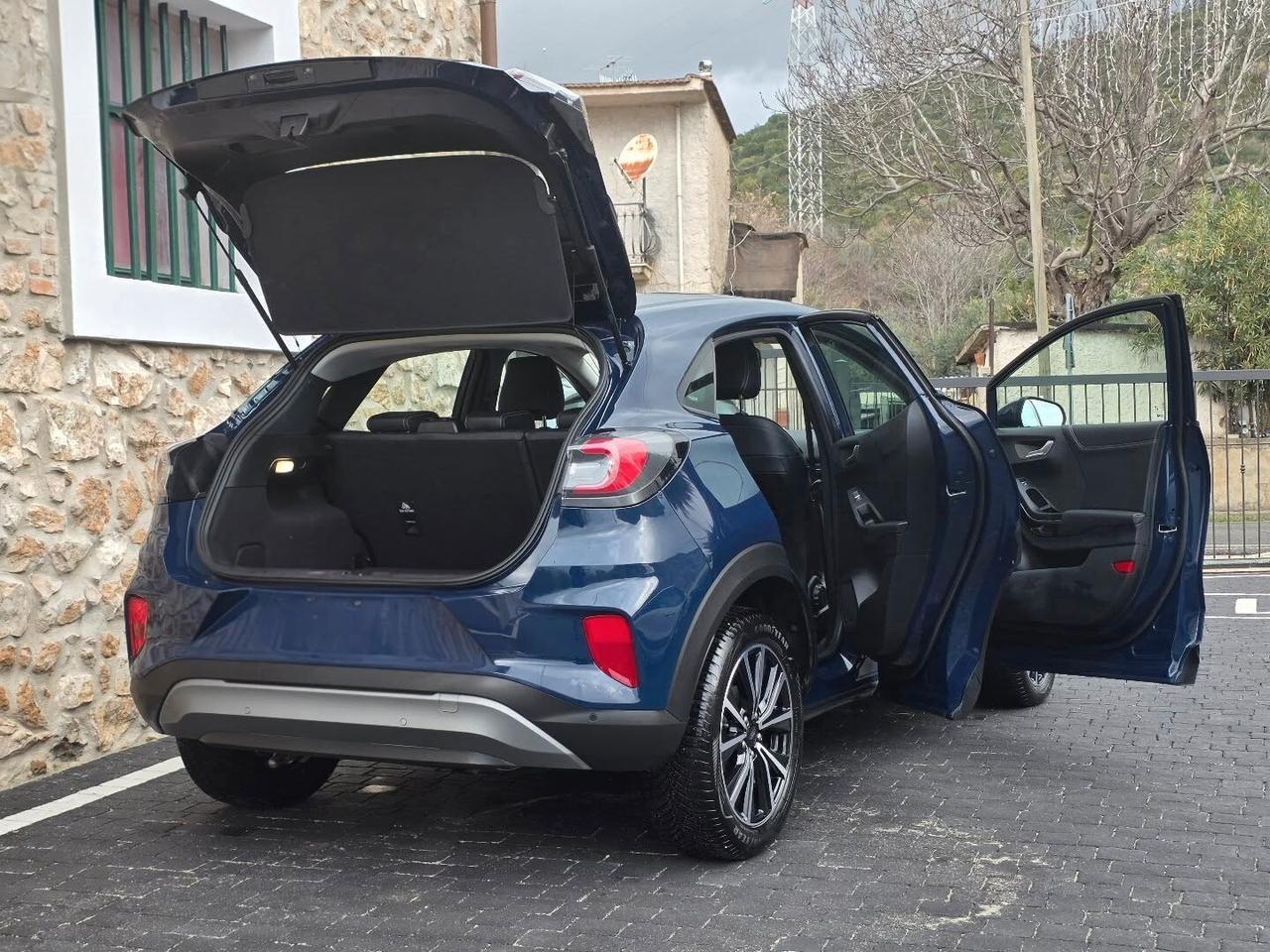 Ford Puma 1.0 EcoBoost Hybrid 125 CV S&S Titanium