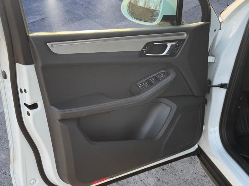 PORSCHE Macan 1ªs. '13-'25 Macan 2.0