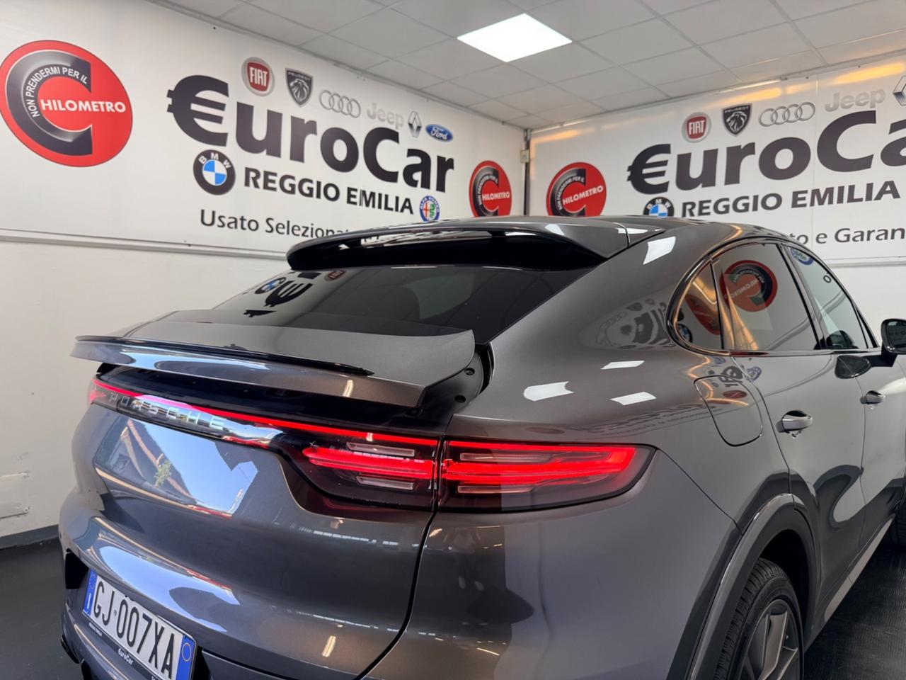 Porsche Cayenne Coupé 3.0 V6 462cv TOT E-Hybrid Platinum Edition 09/2022 TETTO 4 RUOTE STERZANTI VENTILATI