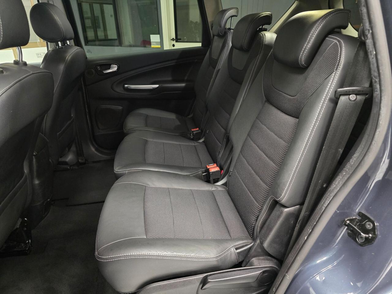 Ford S-Max 2.0 TDCi 163CV DPF 7 posti 2012