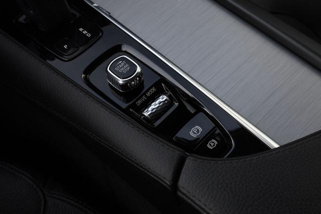 VOLVO XC90 B5 AWD 7 posti Business Plus Prezzo Netto