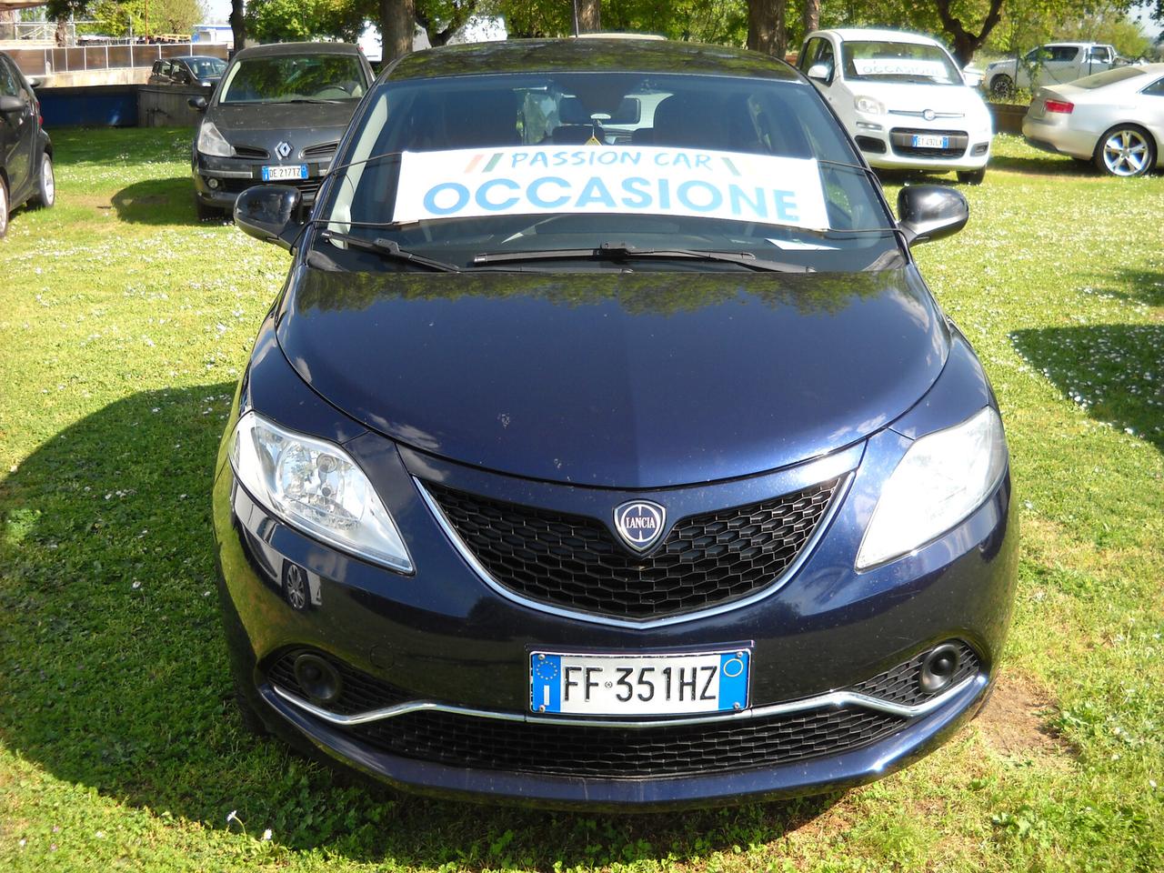 Lancia Ypsilon 1.3 MJT 16V 95 CV 5 porte S&S Silver