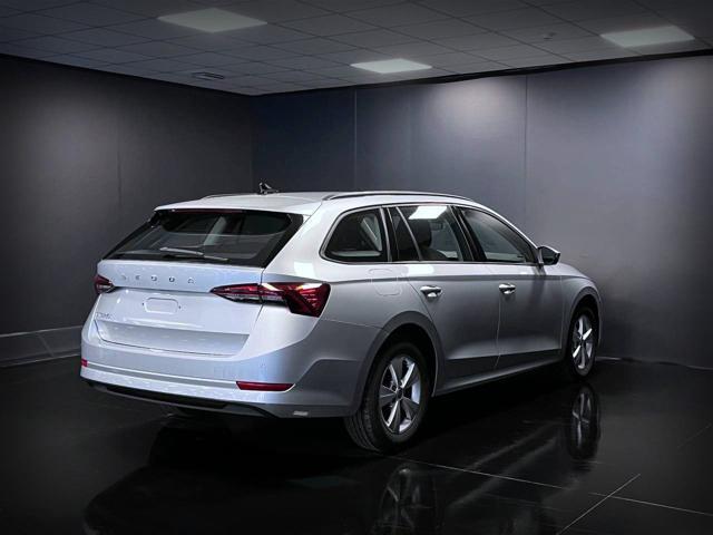 SKODA Octavia 2.0 TDI 116CV DSG Wagon Executive