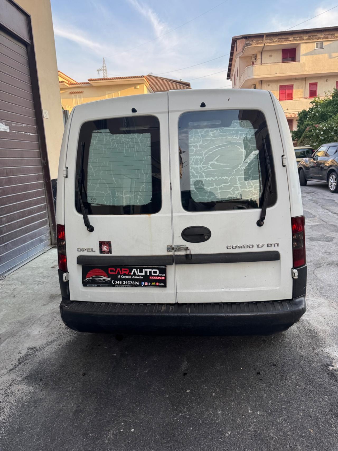 Opel Combo 1.7 DI 4p. Van Vetrato