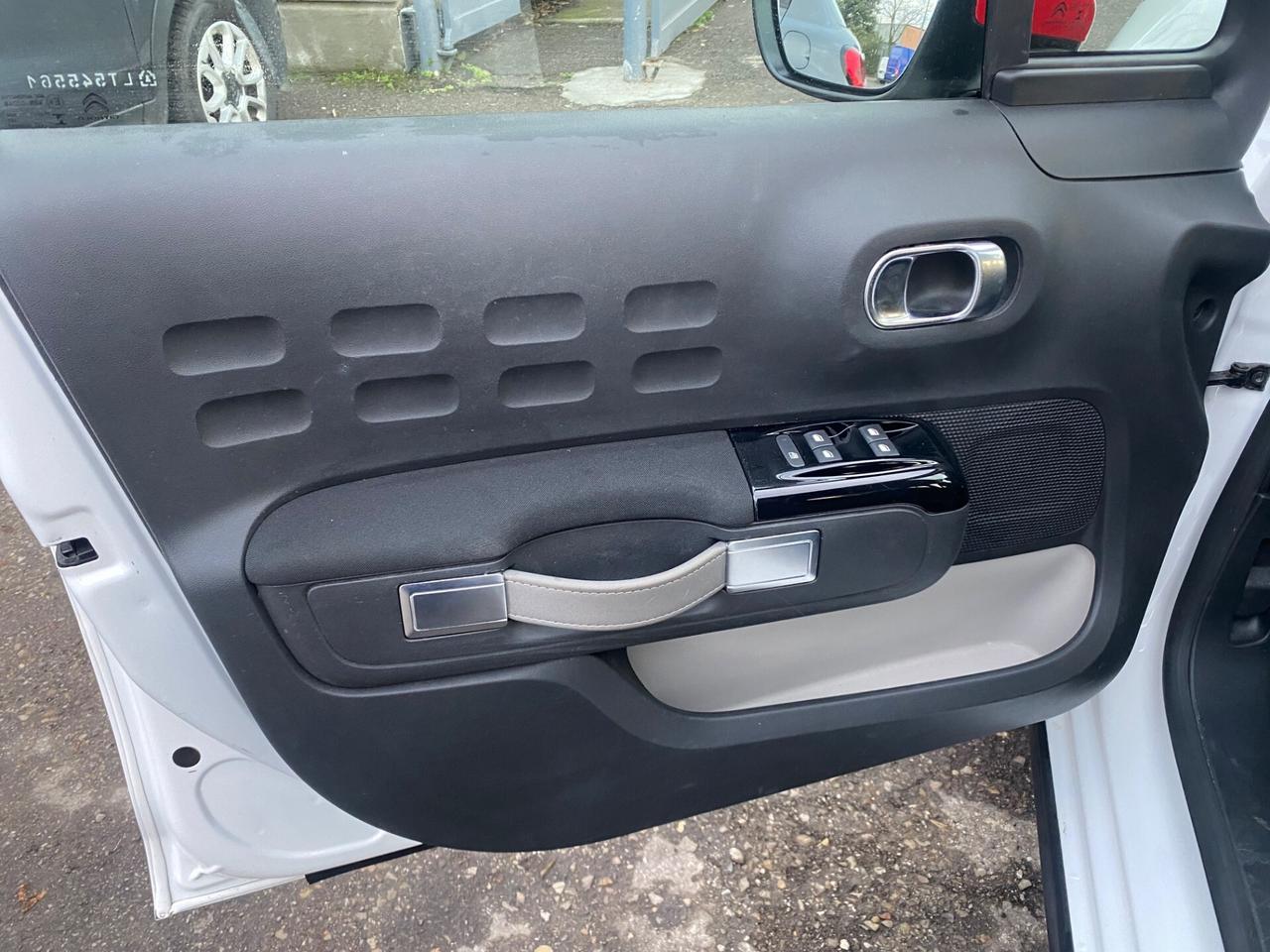 Citroen C3 PureTech Shine