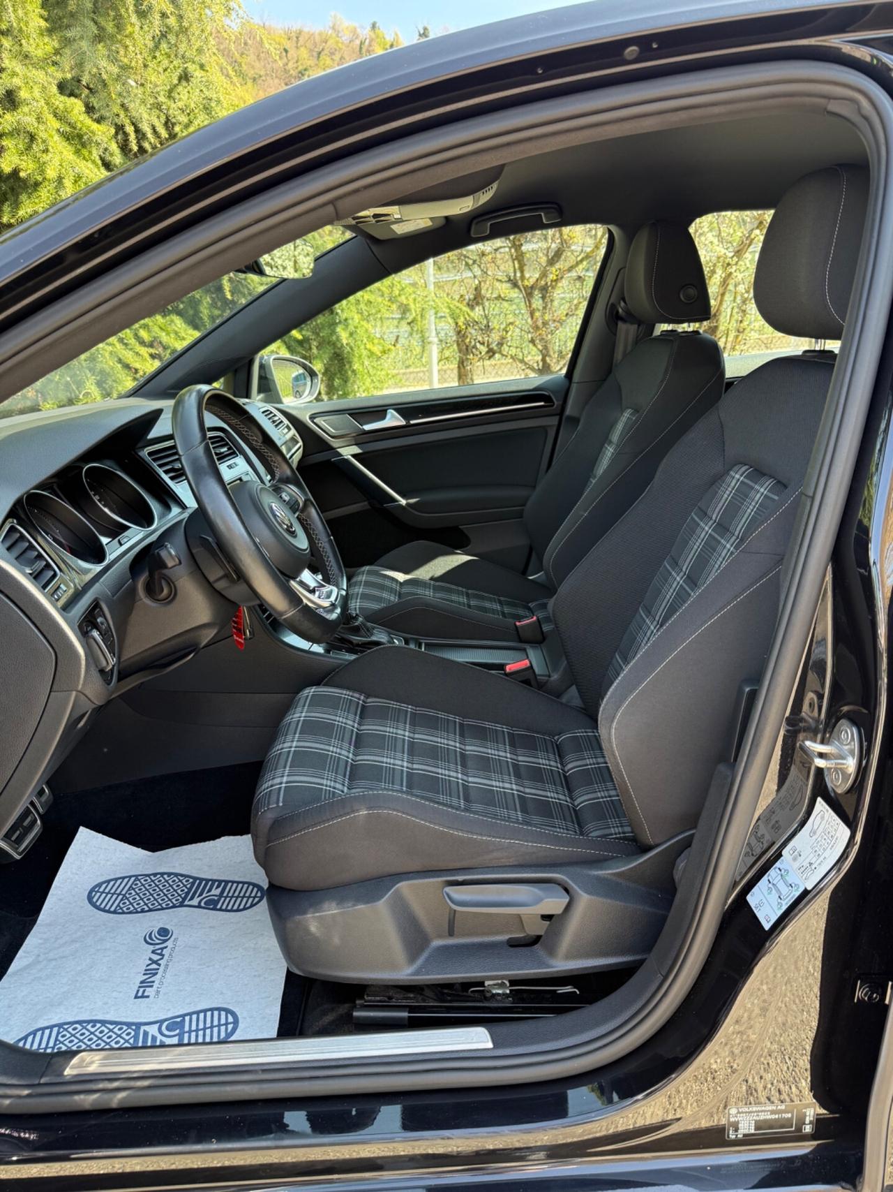 Volkswagen Cross Golf GTD 2.0 TDI DSG 5p. BlueMotion Technology