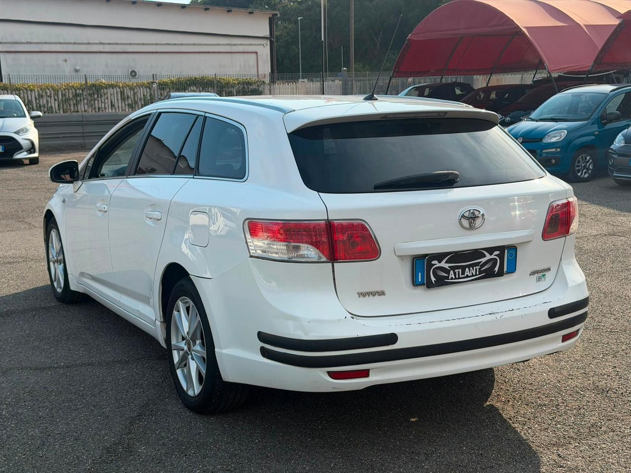 Toyota Avensis 2.2 D-Cat aut. Wagon Executive Safety