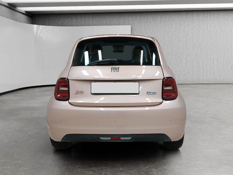 FIAT 500 500e 42 kWh La Prima