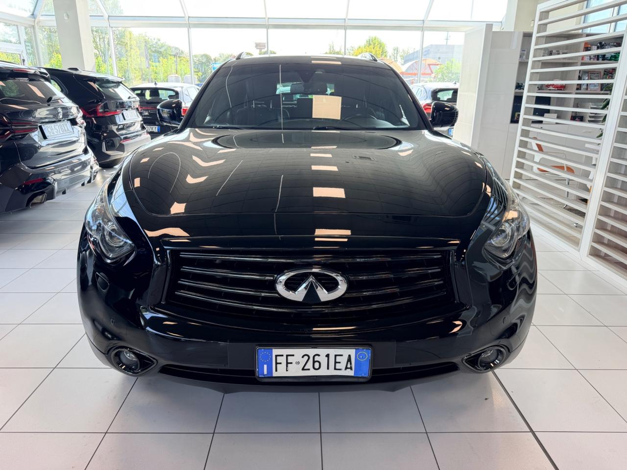 Infiniti QX70 3.0 diesel V6 AT S Premium