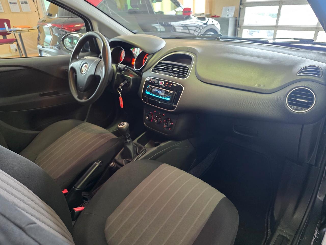 Fiat Punto 1.4 GPL 5 porte AUTOCARRO Van 4 posti N1