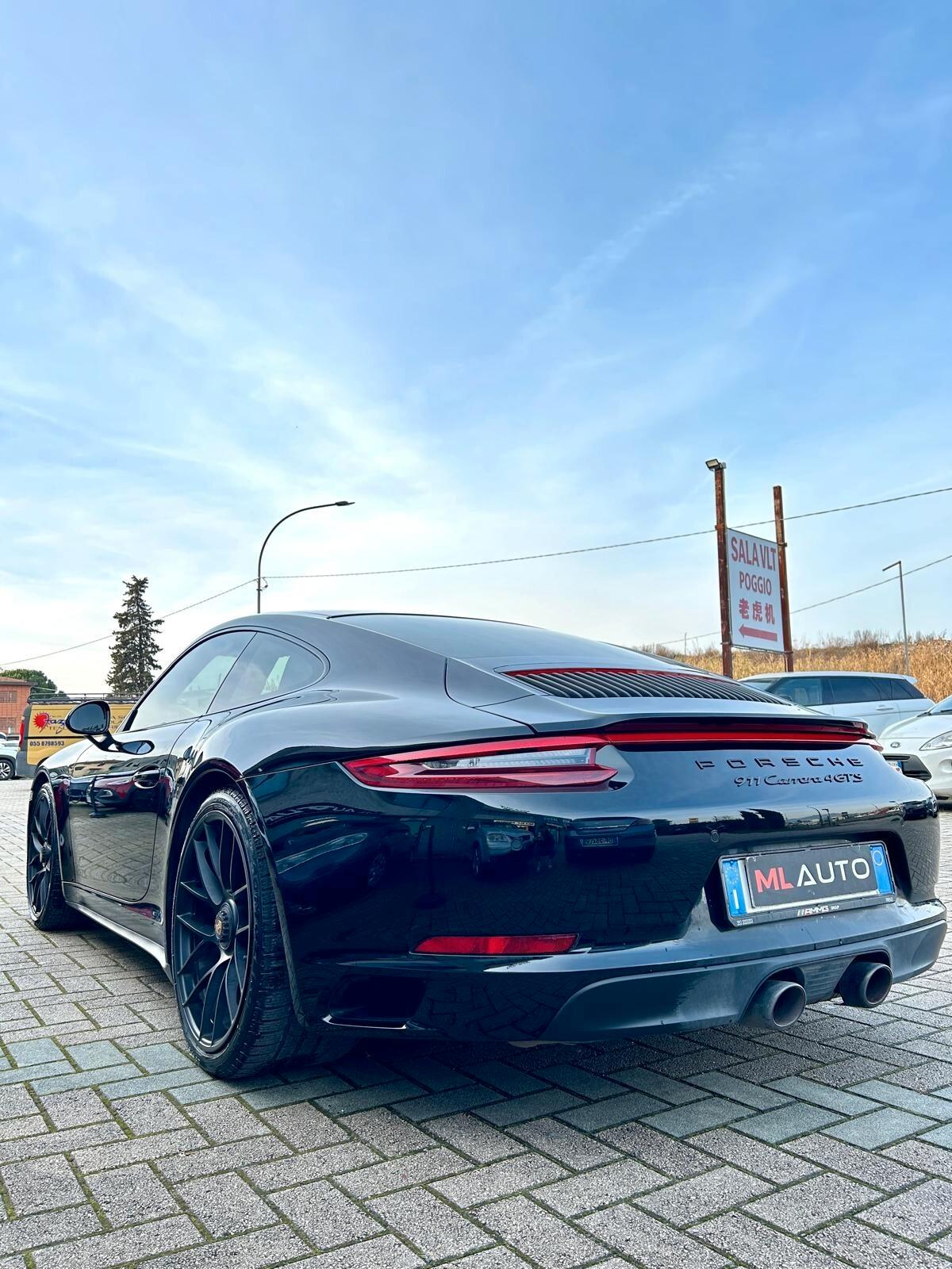 Porsche 911 3.0 Carrera 4 GTS Coupé